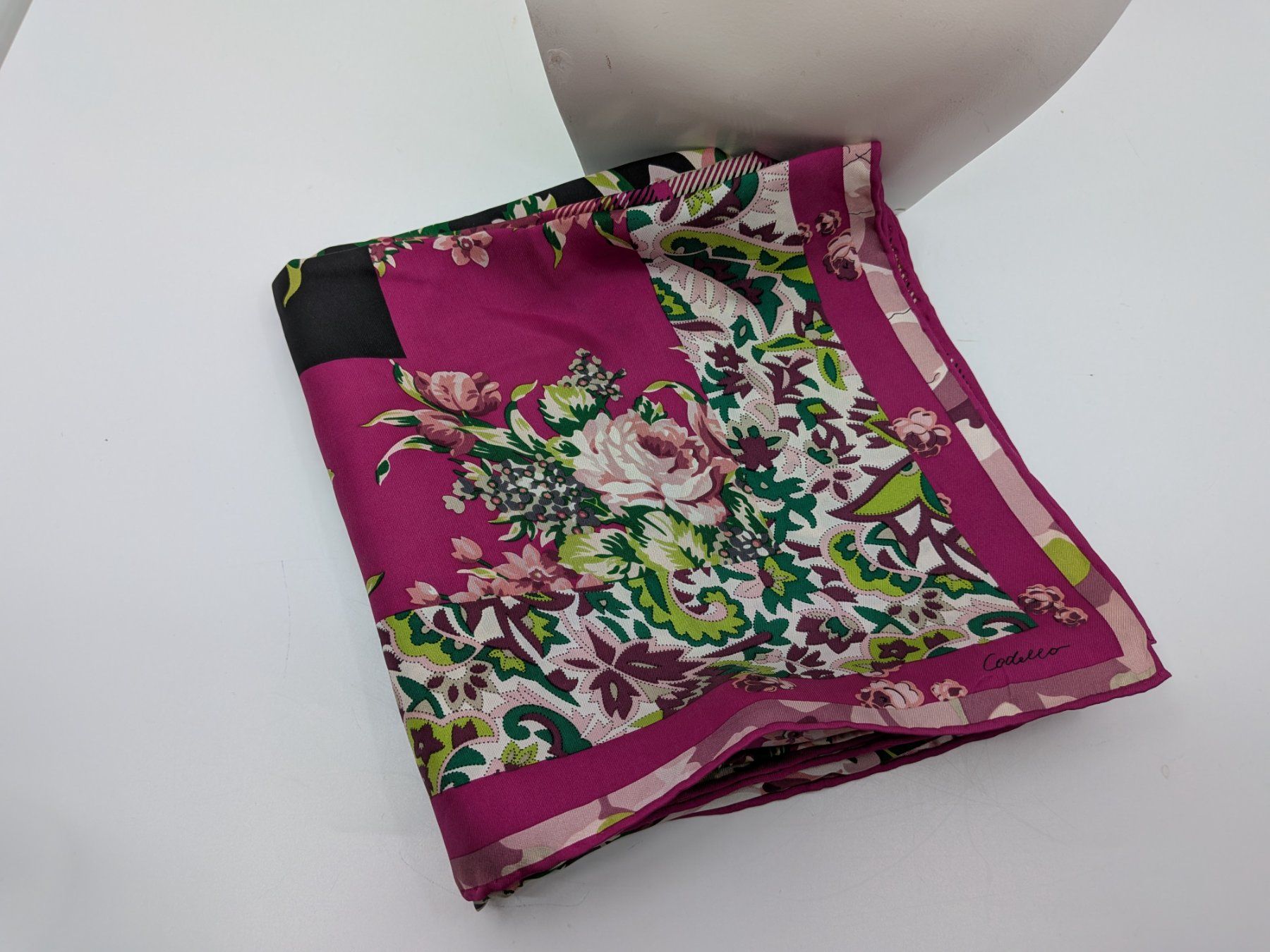Foulard & Sciarpe: Foulard Codello – Usato da Emmen venduto da magelan 5