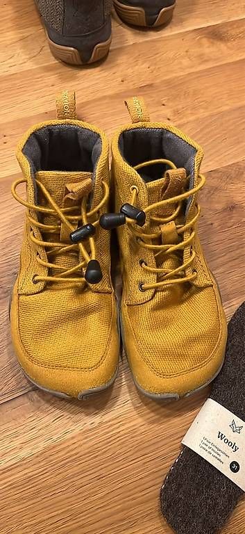 Wildling Schuhe für Jungen: neue Wildling Vigor Golden Gr. 31 – Gebraucht aus Weesen von RaLu8790