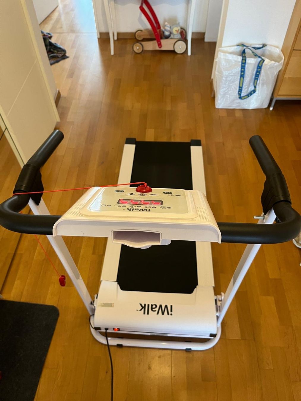 Hometrainer: Laufband iWalk - wie neu – Usato da Cham venduto da Bbcham 2