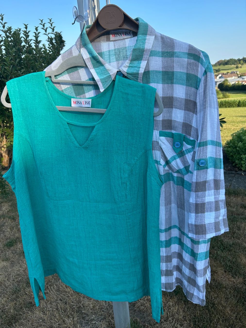Monnalisa Blusen: Bluse mit Top, Gr. 50 – Gebraucht aus Russikon von Pebblybeach