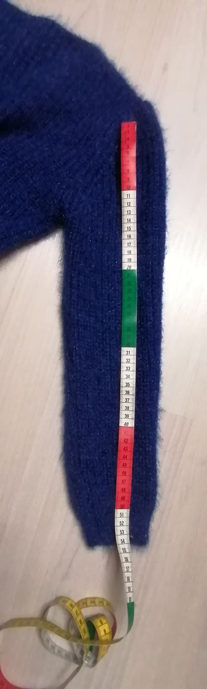 Maglioni & Felpe: Pull, pull en maille, haut, lainage – Usato da Montcherand venduto da petiteoune75 7