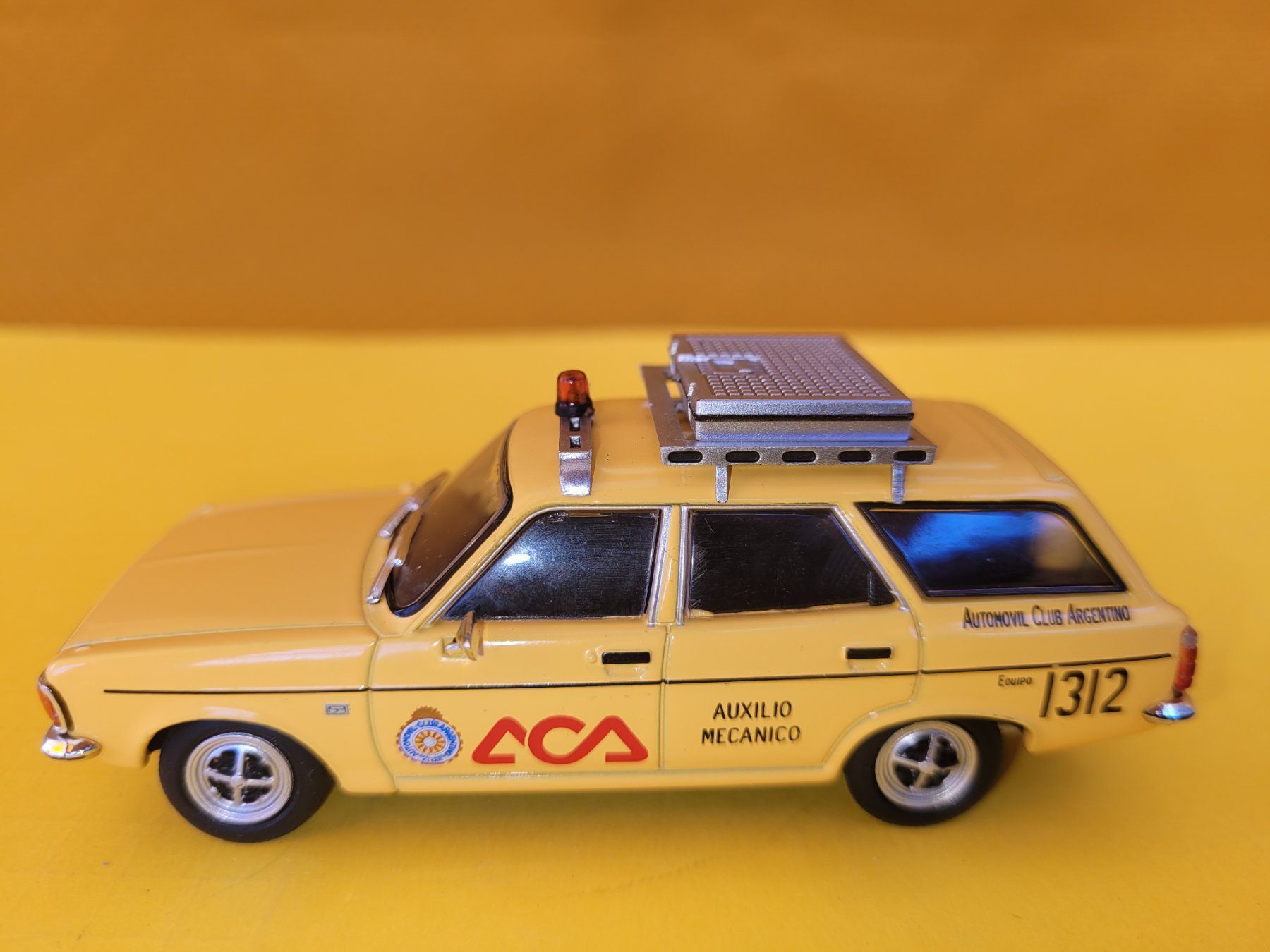 Dodge Modellautos: Dodge 1500 Rural 1:43 Argentine – Neu (gemäss Beschreibung) aus Domdidier von Bimbo57 1