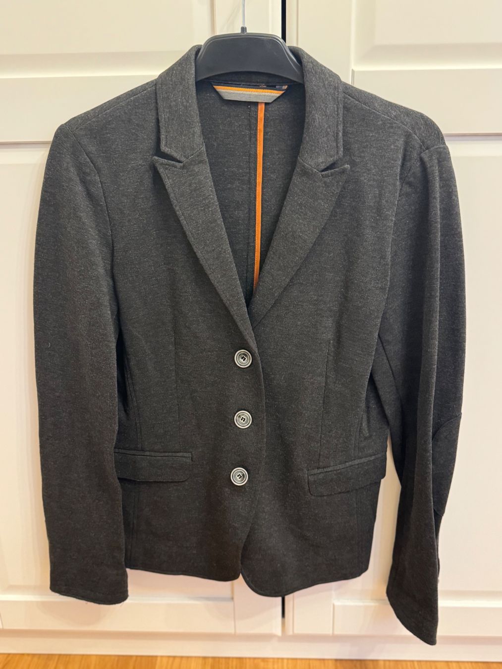 Cinque Giacche: Cinque Blazer Gr:36 – Nuovo (secondo la descrizione) da Zürich venduto da joal2