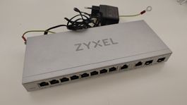 Zyxel XGS1010-12 unmanaged Switch