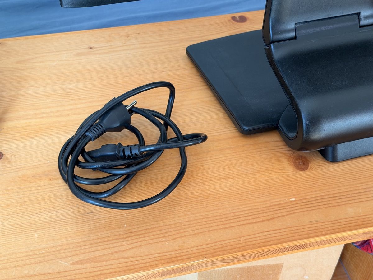 Hewlett Packard Monitor: PC Monitor – Usato da St. Gallen venduto da noa_h 1