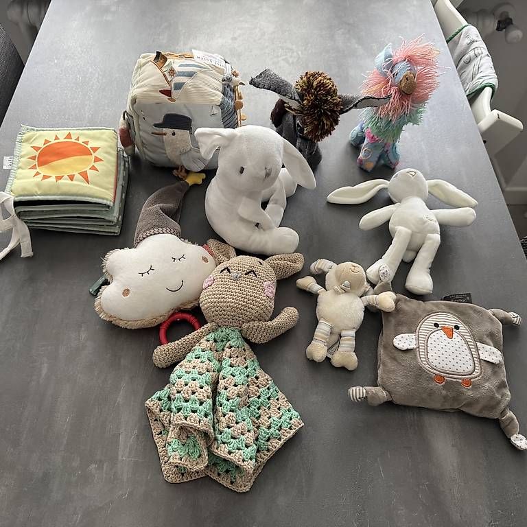 Jouets: Regalo borsa pupazzi – D'occasion à Ligornetto par lis_5hn7