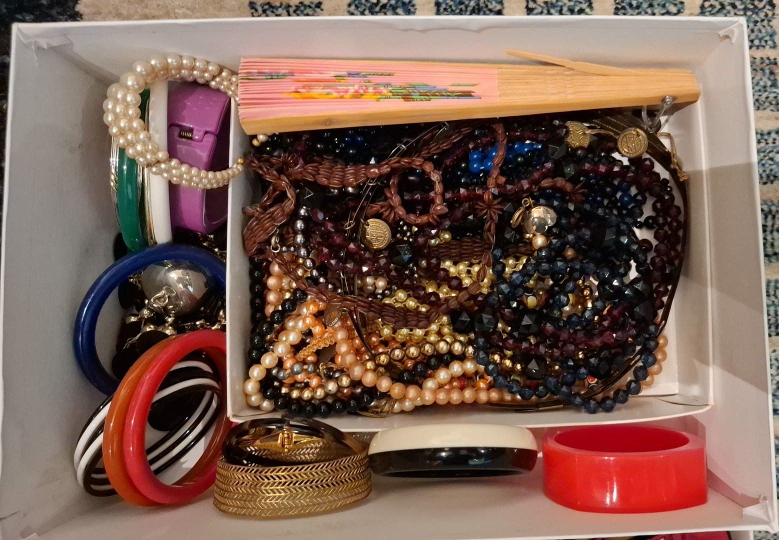 Autres bijoux: 3 Schachteln mit diversem Modeschmuck – D'occasion à Wettingen par huitzilopostli 1