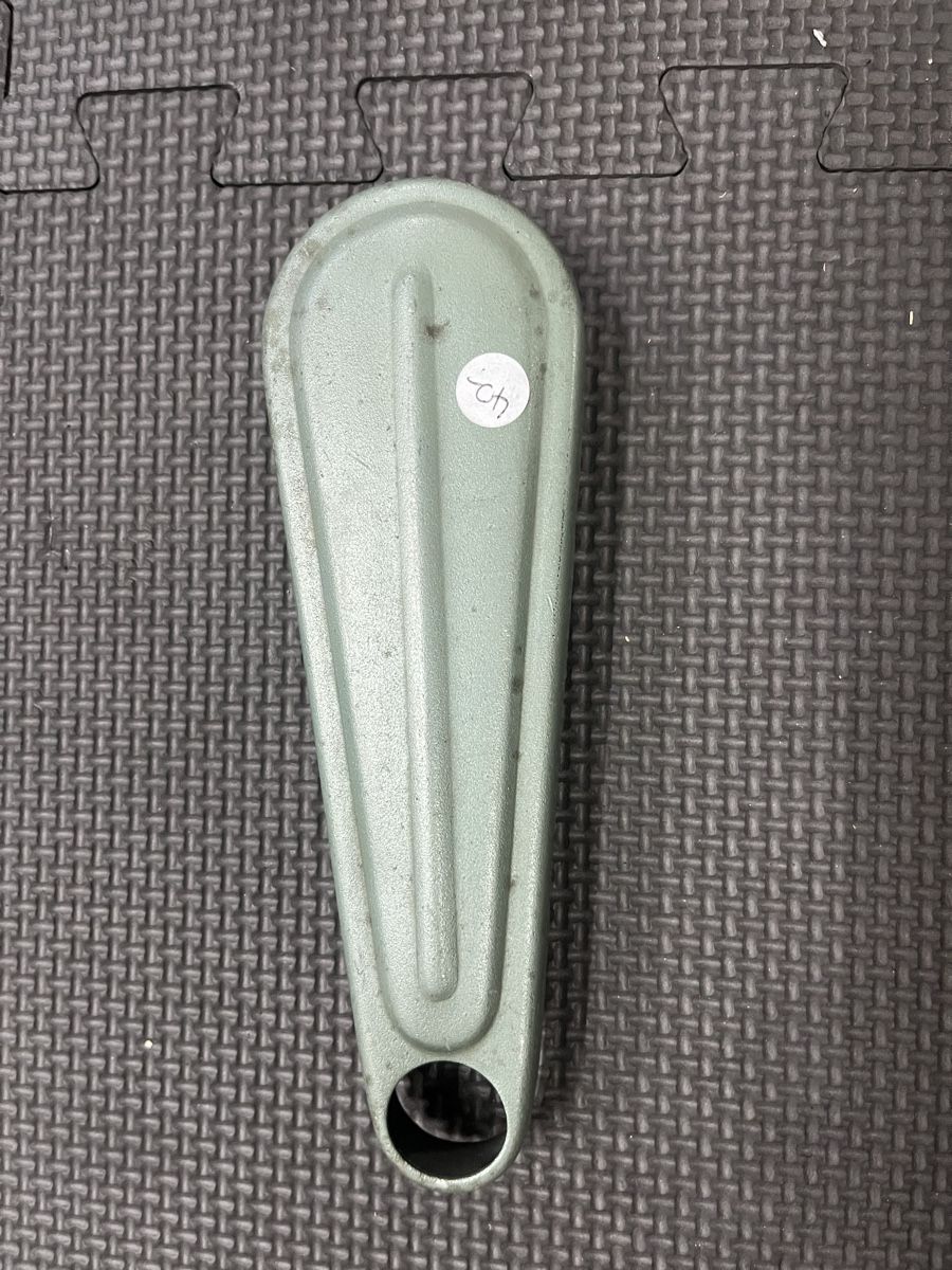 Vespa Tutti pezzi di ricambio per scooter: Vespa Faro Basso – Nuovo (secondo la descrizione) da Thun venduto da Cpia 1