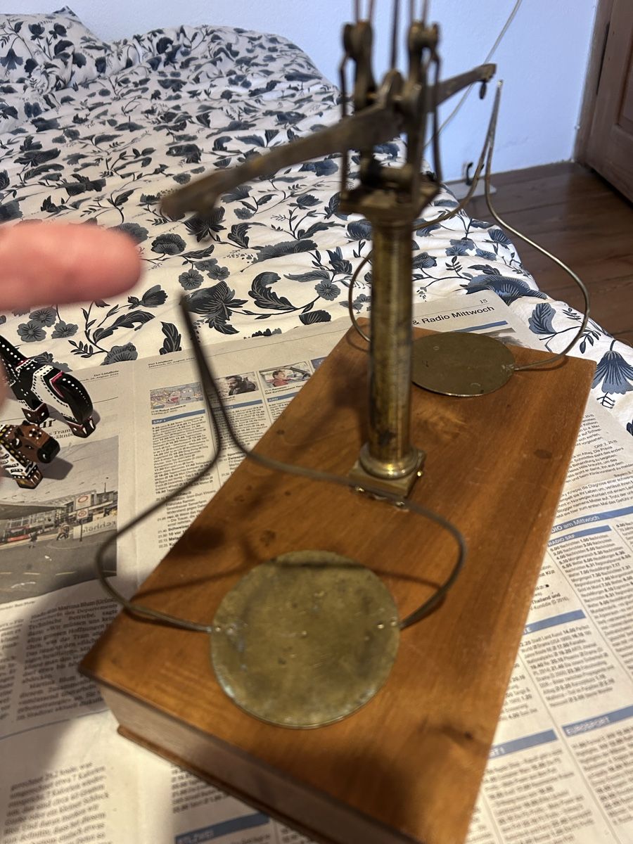 Bilance e pesi: Antike/Vintage Waage – Usato da Neschwil venduto da Superzwergin 2