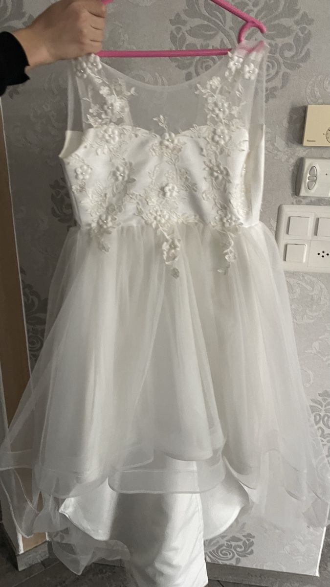 JJ’s House Vestiti & Gonne: Mädchen Festkleid Hochzeit Gr. 140 – Usato da Selzach venduto da Giusi400 1
