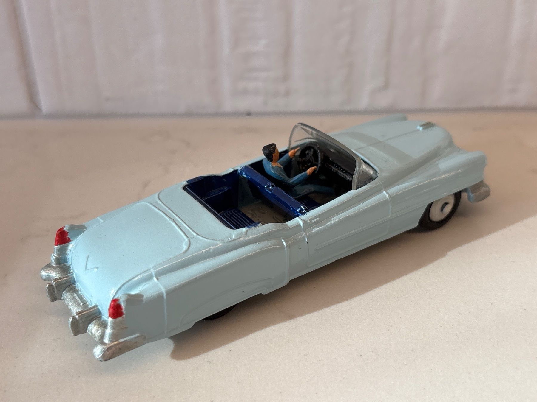 Dinky Toys Modellautos: Dinky Toys Cadillac Eldorado bleu clair 1/43 – Gebraucht aus Gollion von Hampton 1