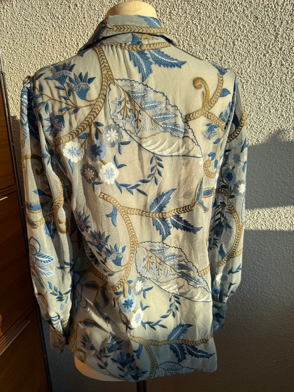 Guess Camicette: Neue Guess Bluse Grösse Gr. S – Nuovo (secondo la descrizione) da Kirchdorf AG venduto da coco123 5