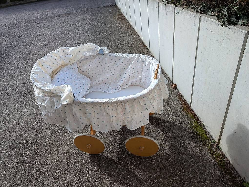 Carrozzine per bambole: Berceau sur roulettes – Usato da Prilly venduto da ver_wml9 2
