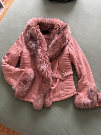 Stylische Rosa Winterjacke mit Kunstfell Gr. L