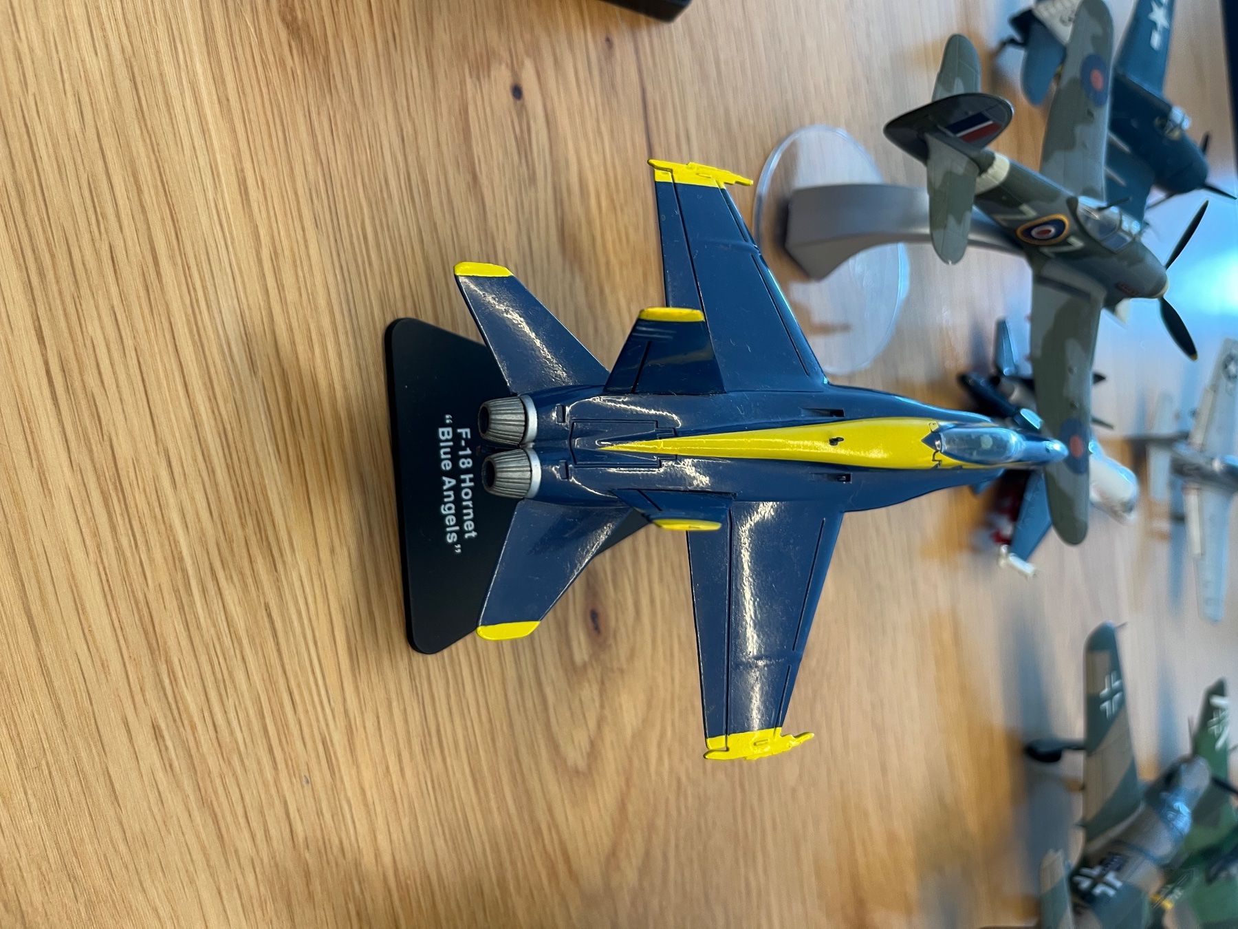 Kit di modellismo & Modellini statici: Sammlung diverser Flugzeugmodelle – Usato da Thun venduto da m_koch96 7