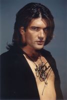 Original Autogramm von ANTONIO BANDERAS auf Großfoto