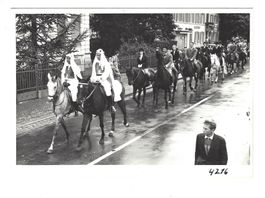 AK Fotokarte Reiterumzug Frauenfeld Gasthof Hirschen