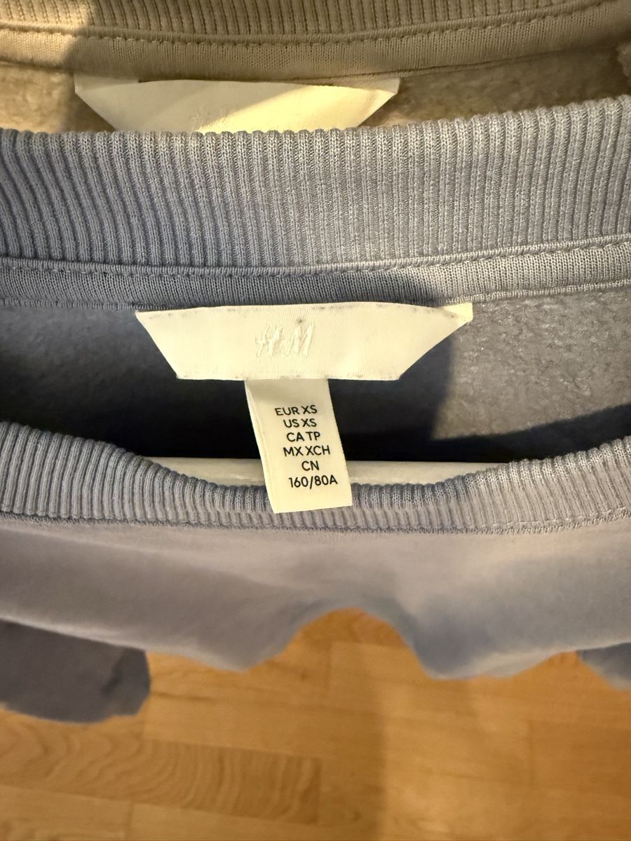 H&M Maglioni & Felpe: H&M Pullover Set, Grösse XS, beige / blau – Usato da Uster venduto da Marciii 1