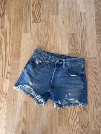 Levi's Jeansshorts 501 Damen Grösse W26 Used Look