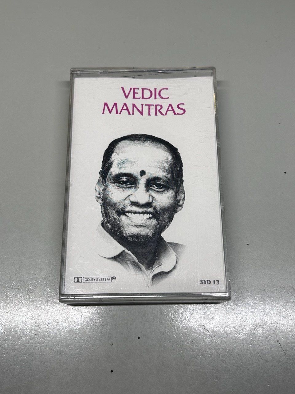 Musicassette: "Vedic Mantras" - Swami Muktananda – Usato da Giubiasco venduto da LorisVale