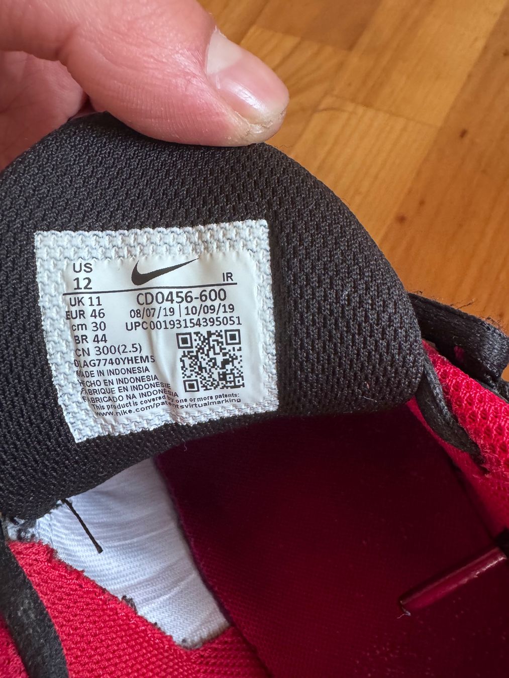 Nike Scarpe da uomo: Nike air max tailwind 4 – Usato da Binningen venduto da Noncanislupus 4