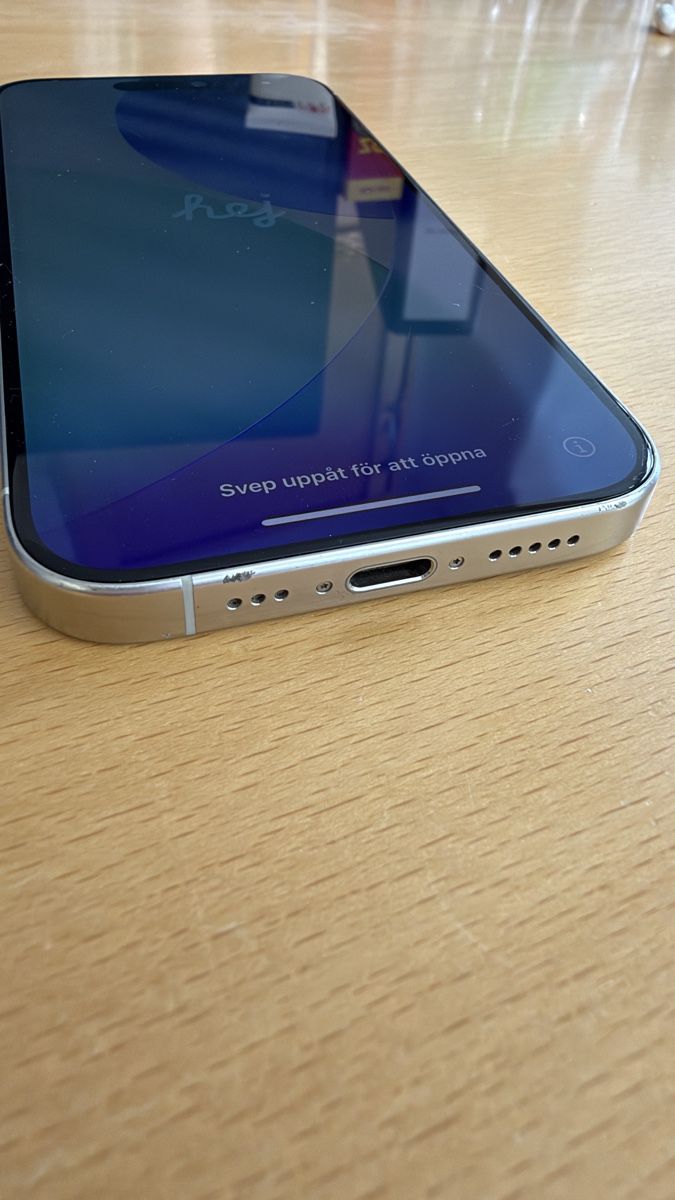 Apple Portables: iPhone 15 Pro – D'occasion à Bad Ragaz par samira.b05 4