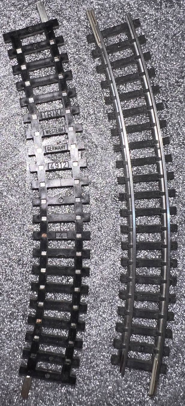 Trix Modellini di ferrovie: Minitrix-Gleis Spur N, 4912 – Usato da Basel venduto da jonnyhaas