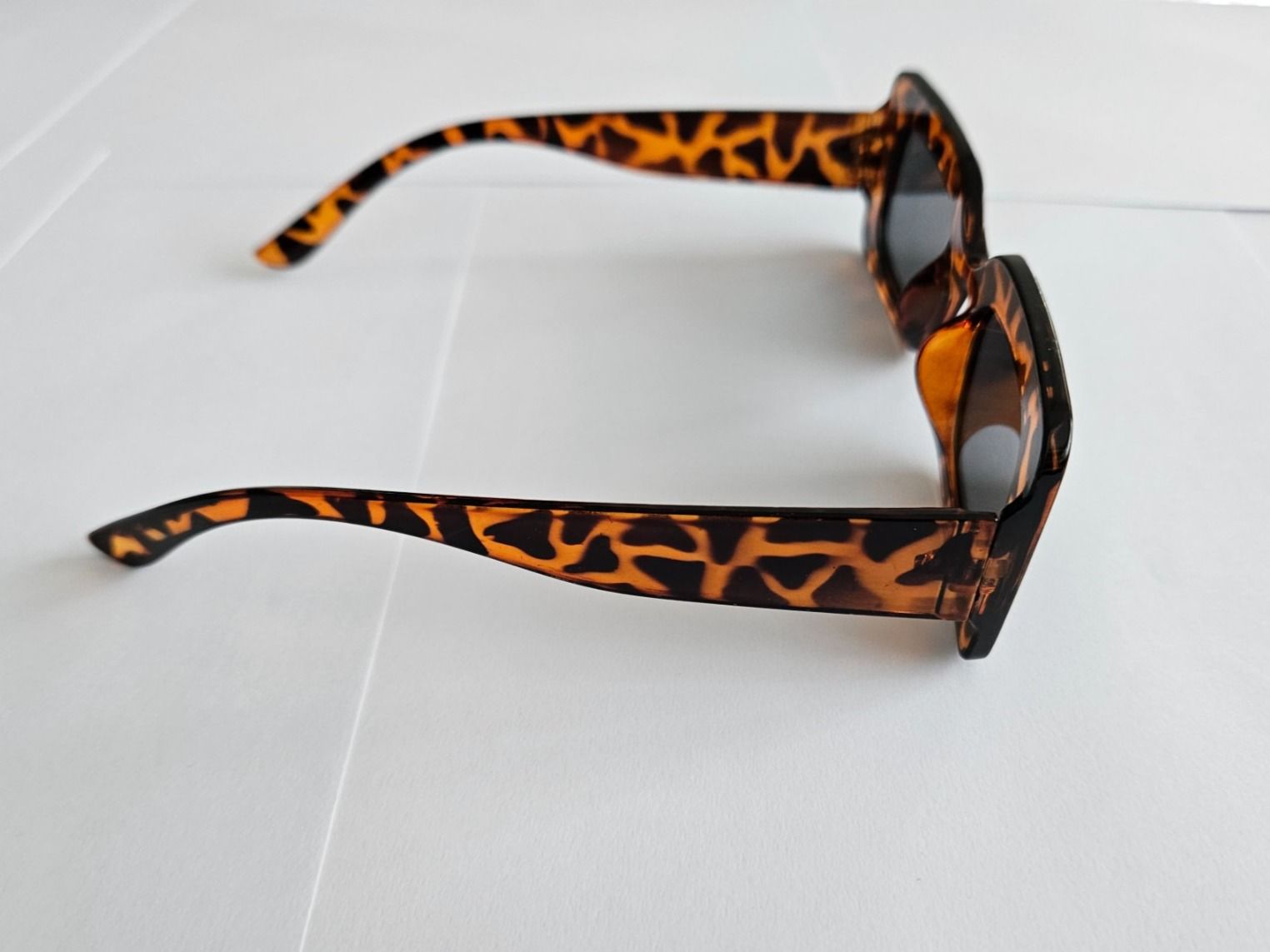 Occhiali & Lenti: Modische Damen Sonnenbrille – Nuovo e nell'imballaggio originale da Kreuzlingen venduto da RahMal 3