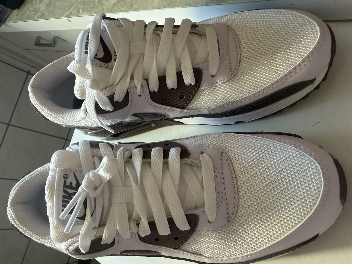 Scarpe da donna: Nike Airmax GR 39 neu – Nuovo (secondo la descrizione) da Witterswil venduto da gsc_z6ts 1