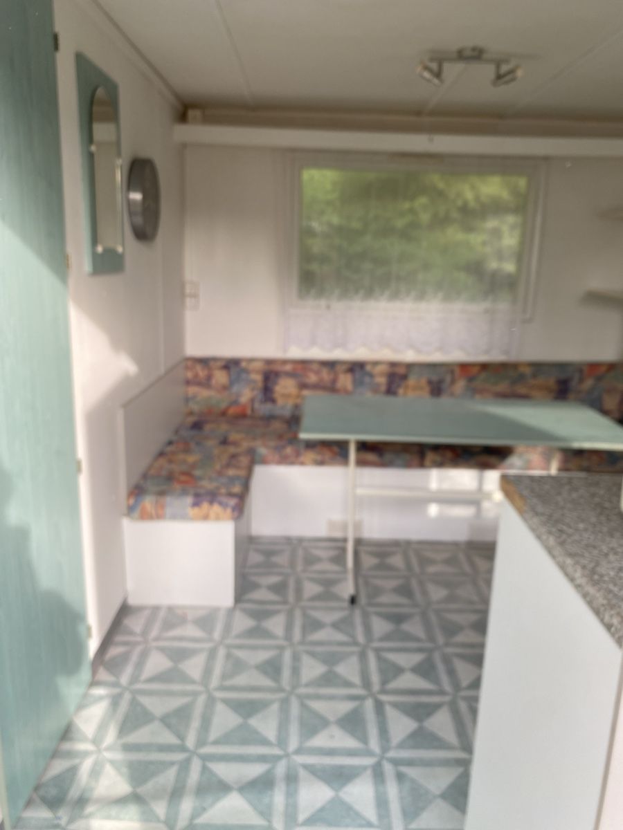 Mobilhome: Mobile Home 2 a 4 couchages. Bon état. – Gebraucht aus La Chaux-de-Fonds von analucie 1
