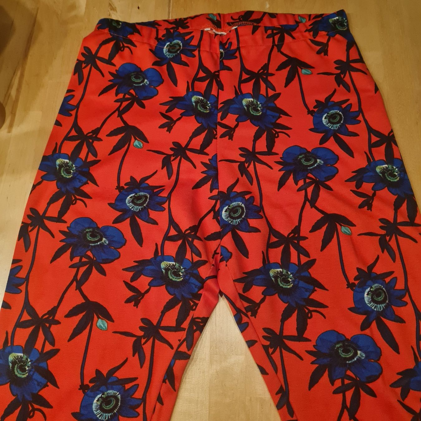 Pantaloni: Ausgefallene Damenhose sretch – Usato da Thierachern venduto da Staecketoeri
