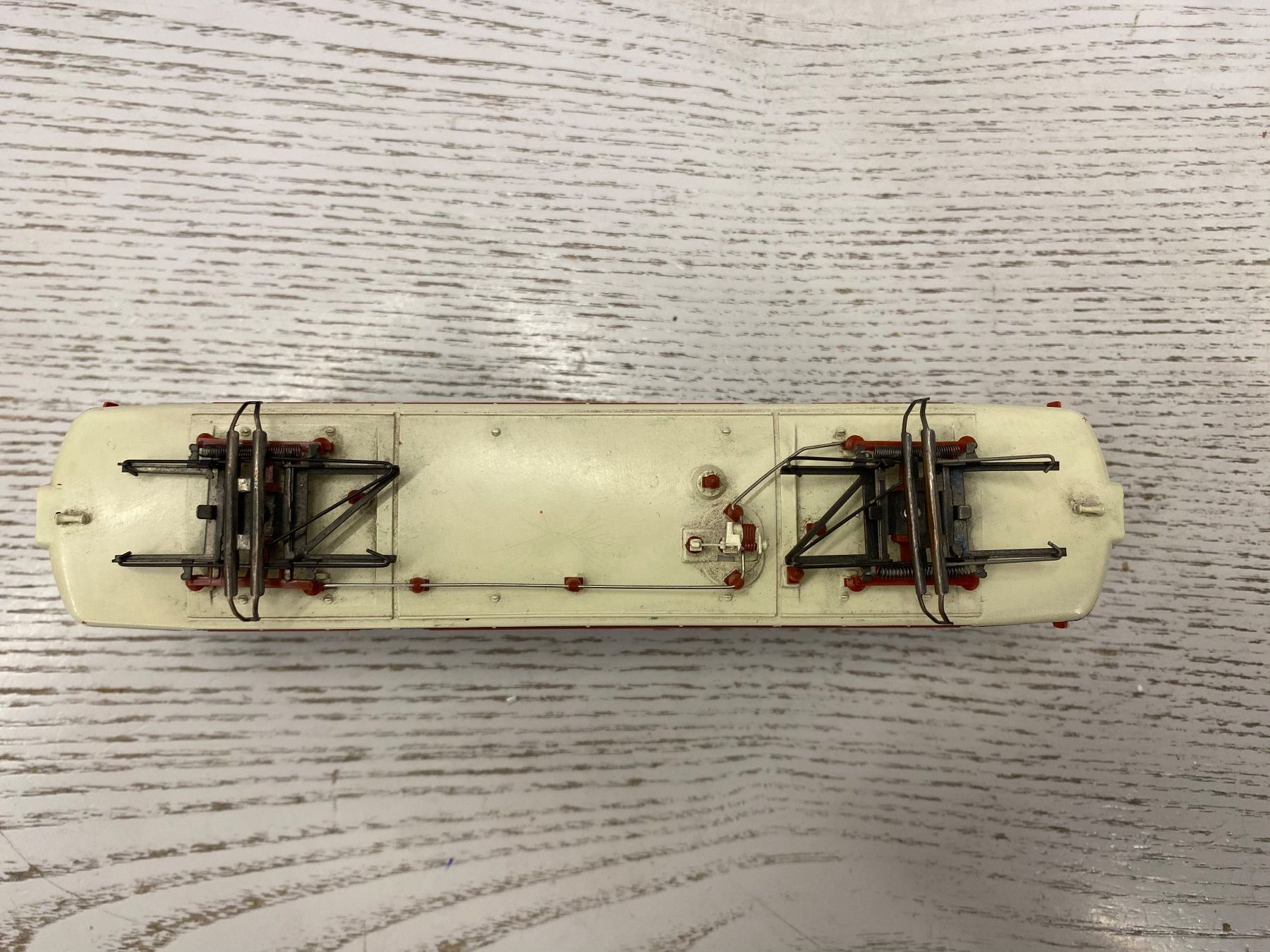 Märklin Modellini di ferrovie: Märklin 3041 ÖBB BR 1043 – Usato da Lupsingen venduto da New-Haven 4