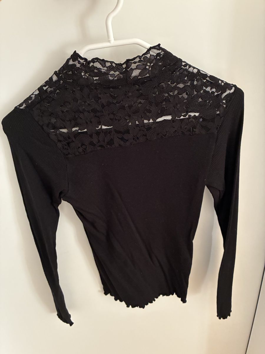 Top: Thermoshirt – Usato da Bassersdorf venduto da secondhand_clothing 1