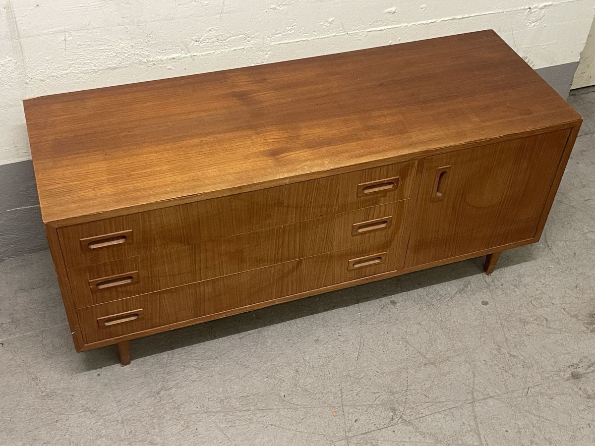 Commodes: Vintage kommode/sideboard mit 3 schubladen & 1 türe – D'occasion à Zürich par Vintage-1993 3