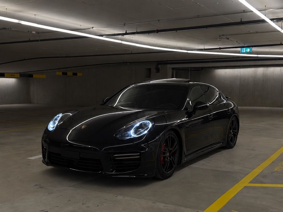 Porsche Automobili: Porsche Panamera / GTS / Facelift / 970.2 – Usato da Dietfurt venduto da LvLvLV