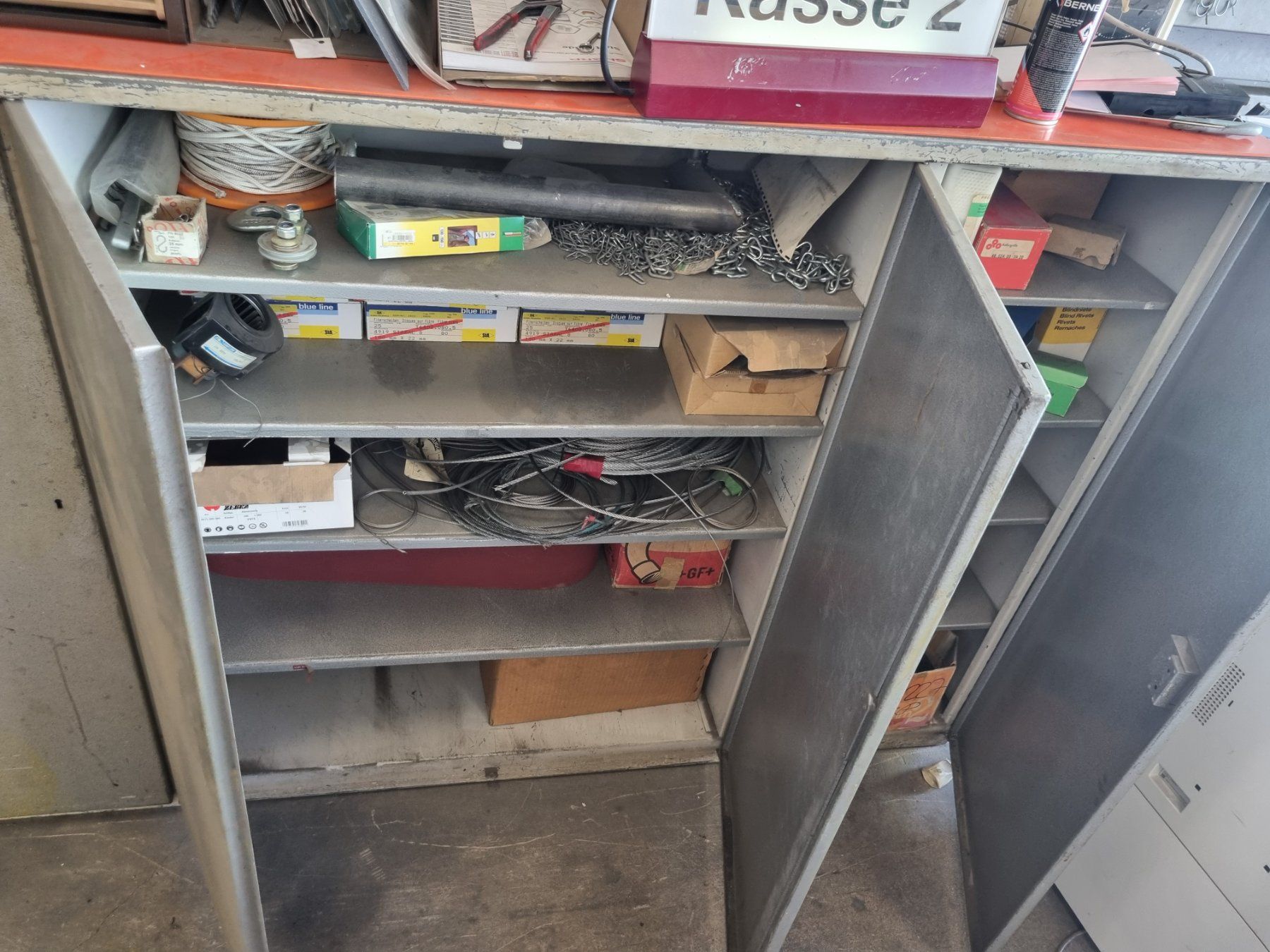 Schränke: 56. Metallschrank / Material-Schrank – Gebraucht aus Deitingen von RRD2010 1