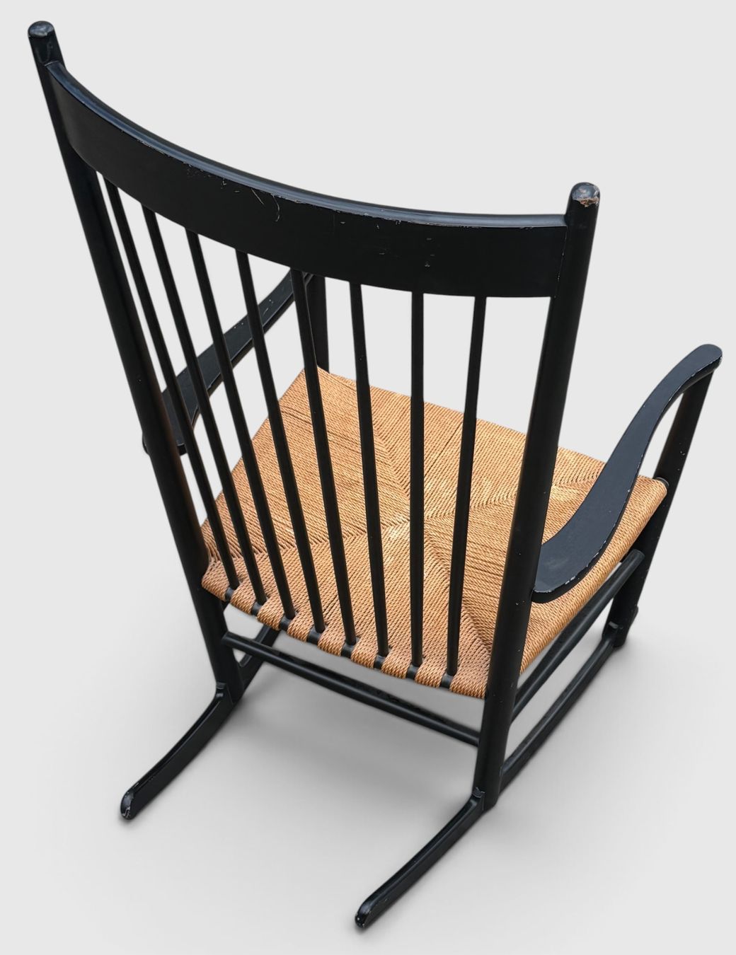 Chaises: Hans Wegner Schaukelstuhl // J16 – D'occasion à Schinznach-Dorf par mix 3