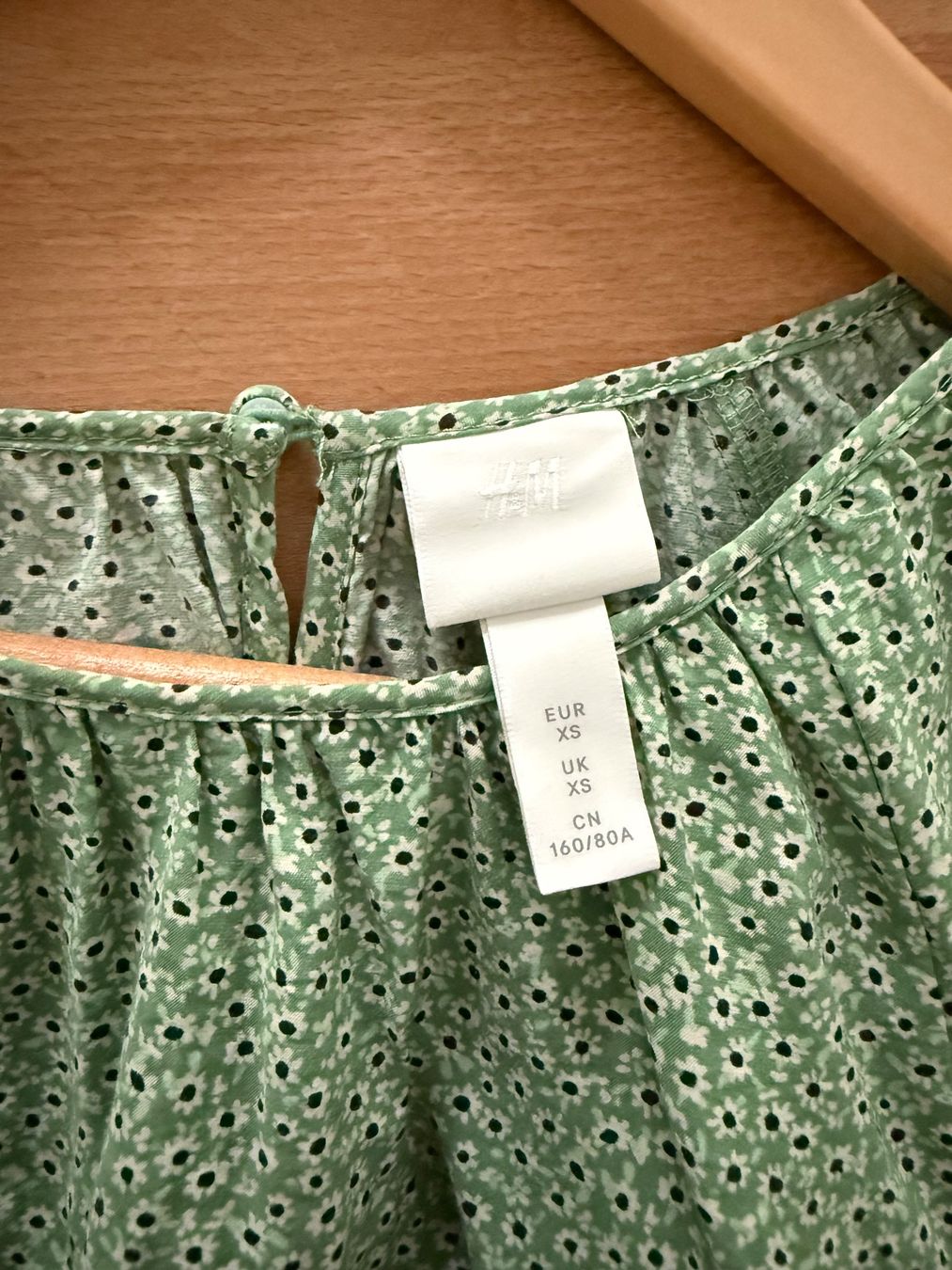 H&M Kleider: Robe longue à manches longues – Gebraucht aus Sion von Mazarine_ 3