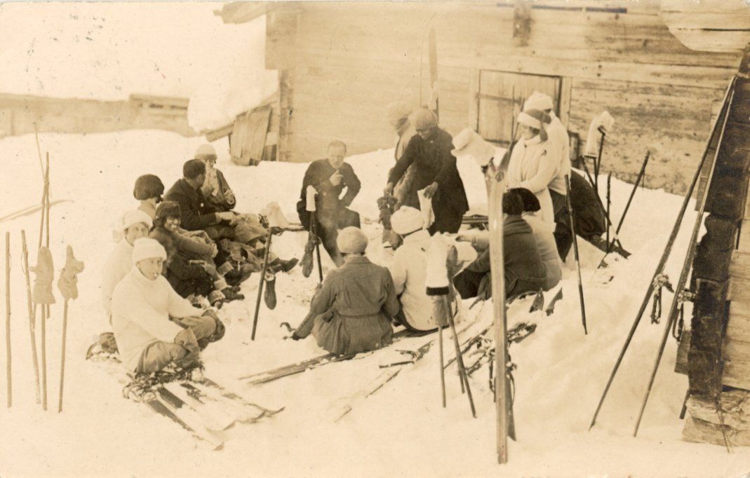 Cartes postales: Engelberg  OW   -   Skisport - Pause     anno 1922 – D'occasion à Brig par Valcards54