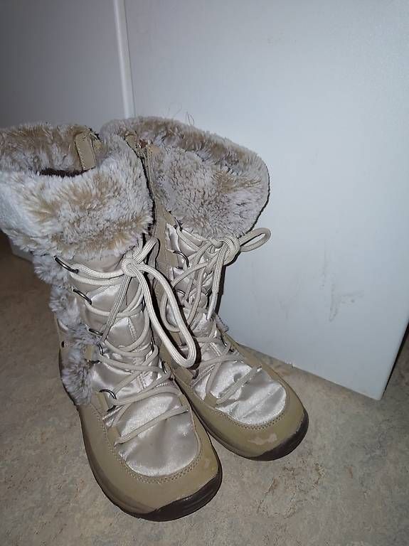 Chaussures filles: Winterstiefel Grösse 35 – D'occasion à Zürich par Shkaki 1