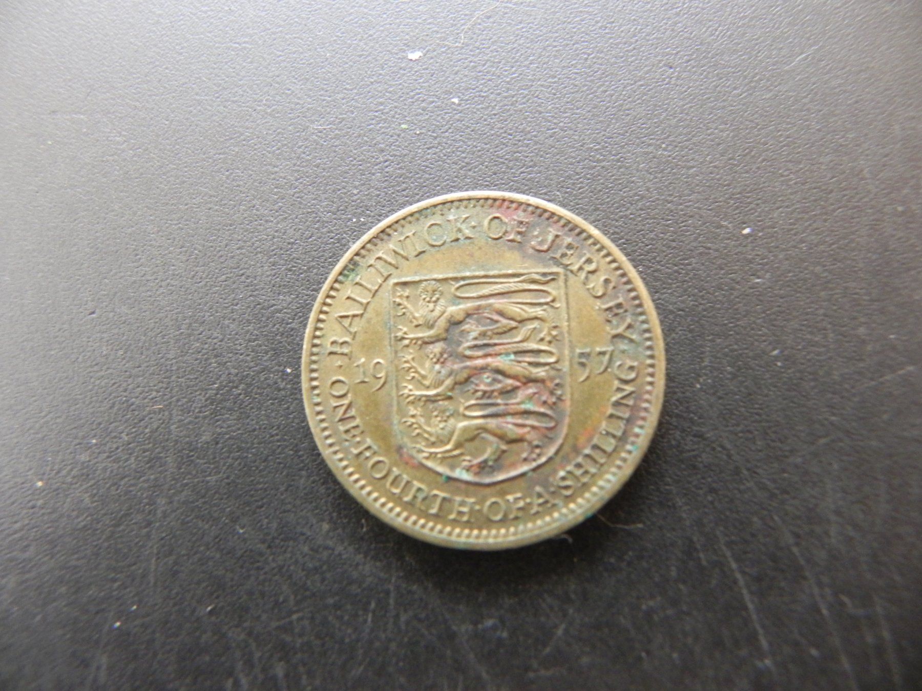 Alle Münzen: Jersey 1/4 Shilling 1957 – Gebraucht aus Biel/Bienne von Gogolozi