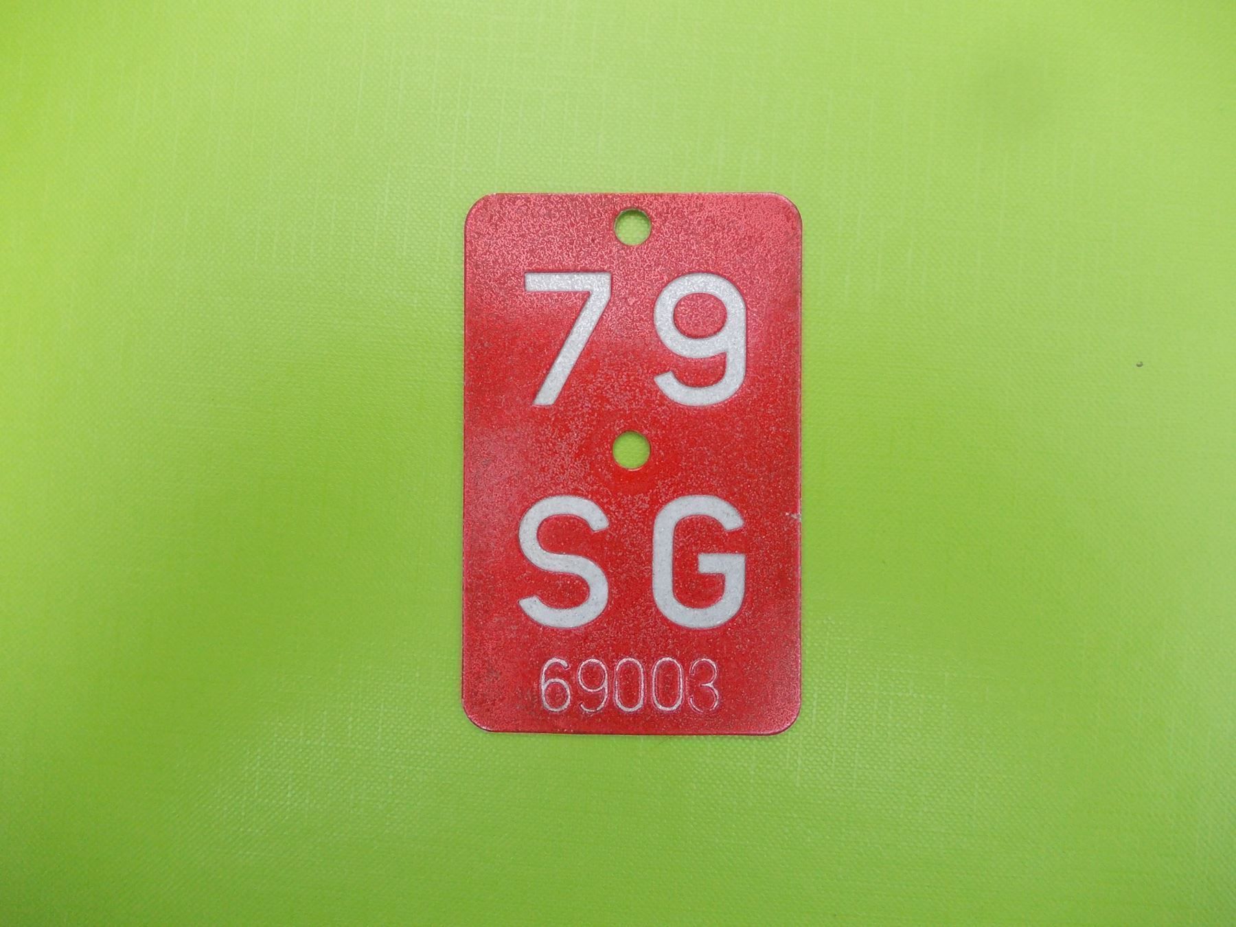 Insegne: Velonummer / Fahrradnummer SG 79 – Usato da Gsteigwiler venduto da HORMIGA21