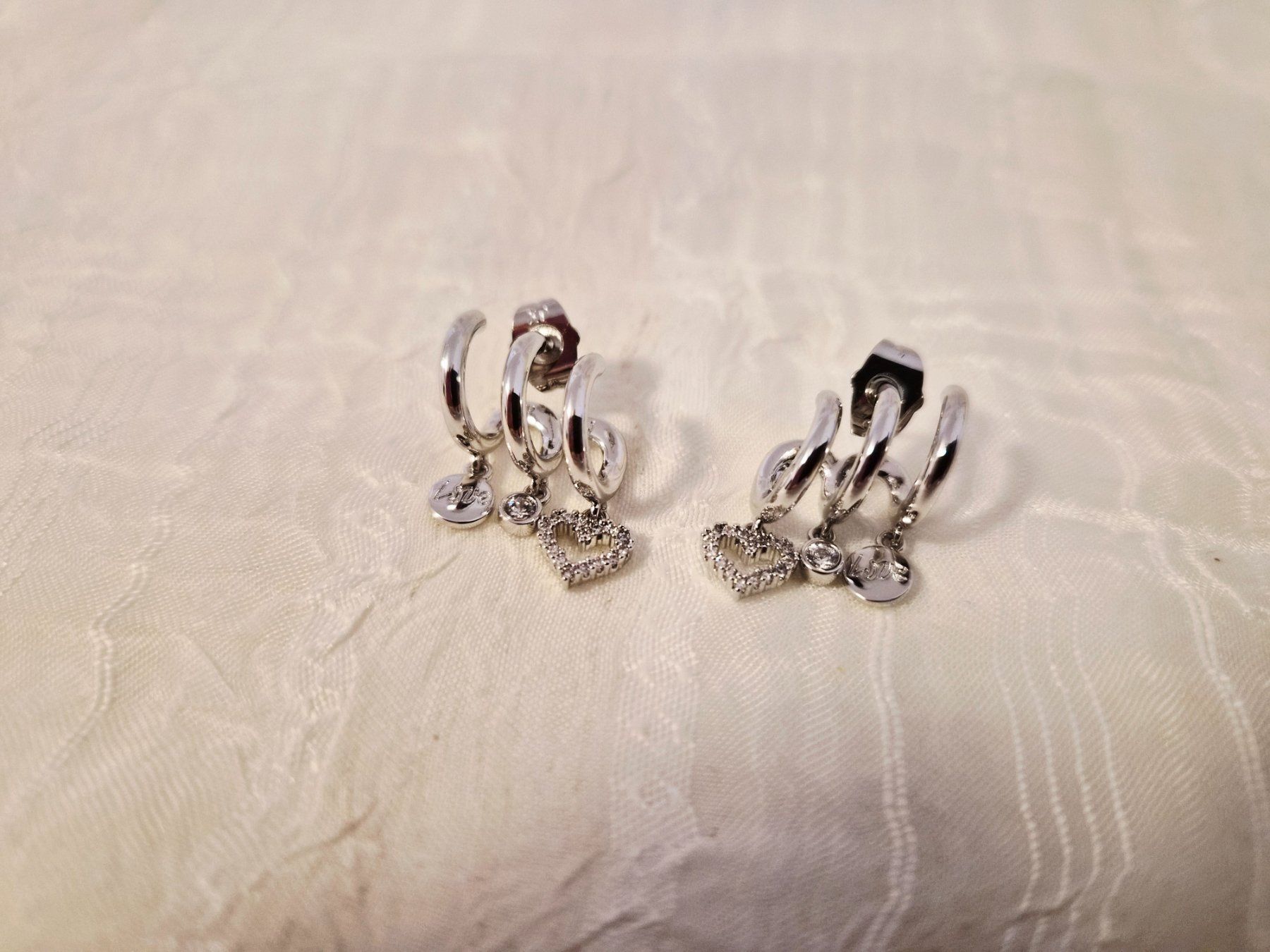 Ohrringe & -stecker: Elegante Ohrringe  versilbert – Neu (gemäss Beschreibung) aus Dietikon von Eleda