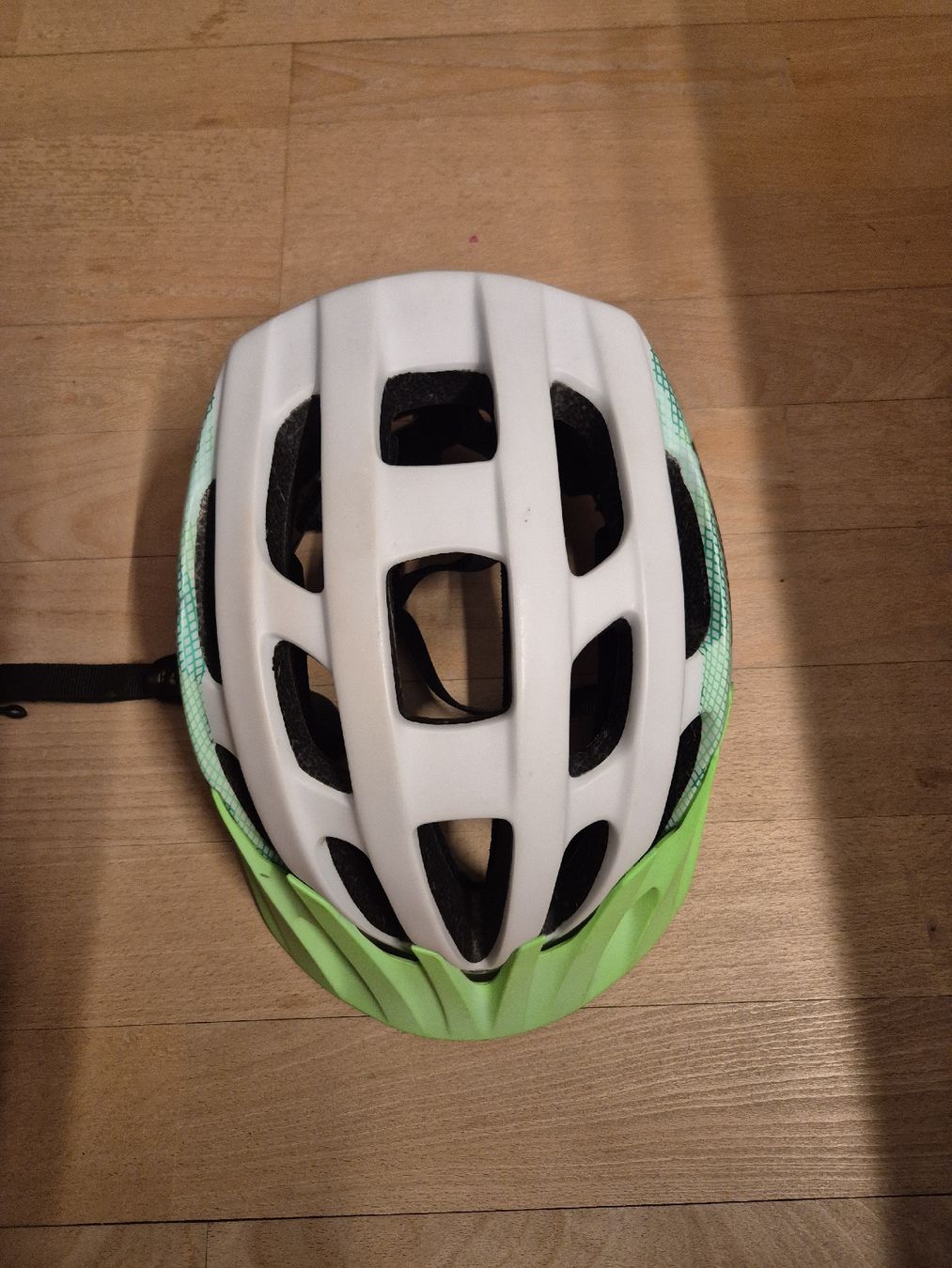 Carrera Caschi: Velohelm – Usato da Englisberg venduto da senta67