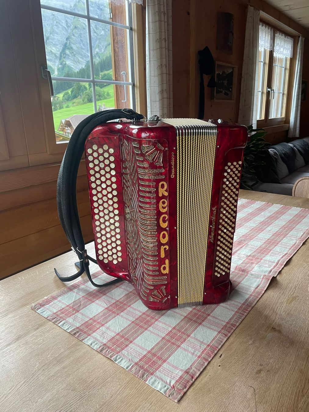 Record Musikinstrumente: Record Grandioso 5 Chörig – Gebraucht aus Adelboden von Texasred