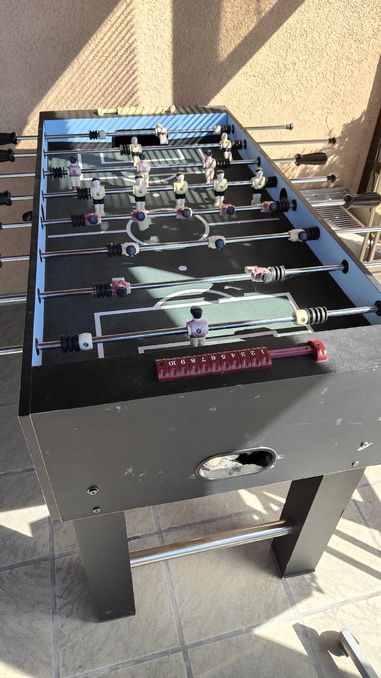 Spiele: Töggelikasten - Tischfussball robust – Gebraucht aus Gerlafingen von Kuvino 2