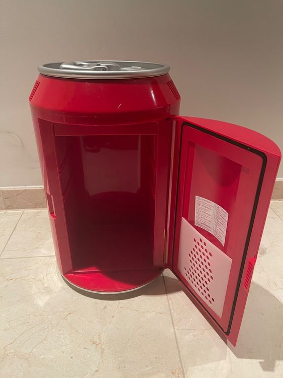 Mini frigo Coca-Cola a forma di lattina, capacità 9.5 litri