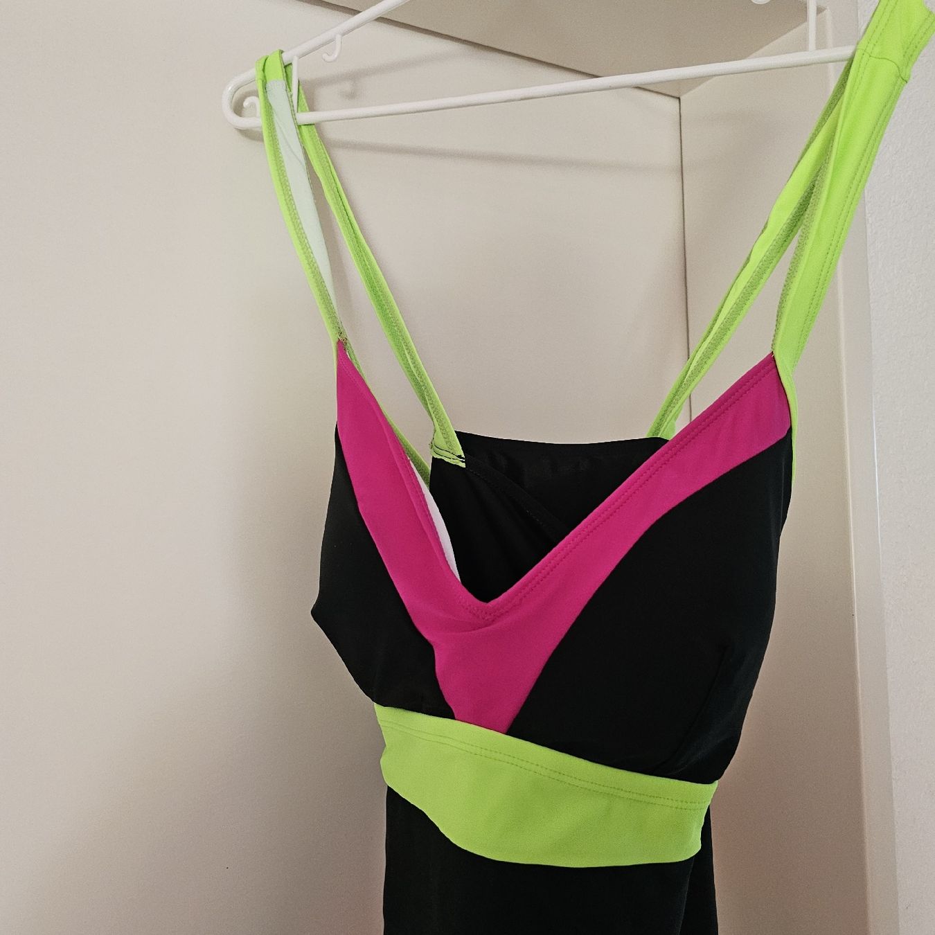 Badekleider & Bikinis: Badeanzug gr 46 fabrikneu – Gebraucht aus wolfhalden von 46464646 1