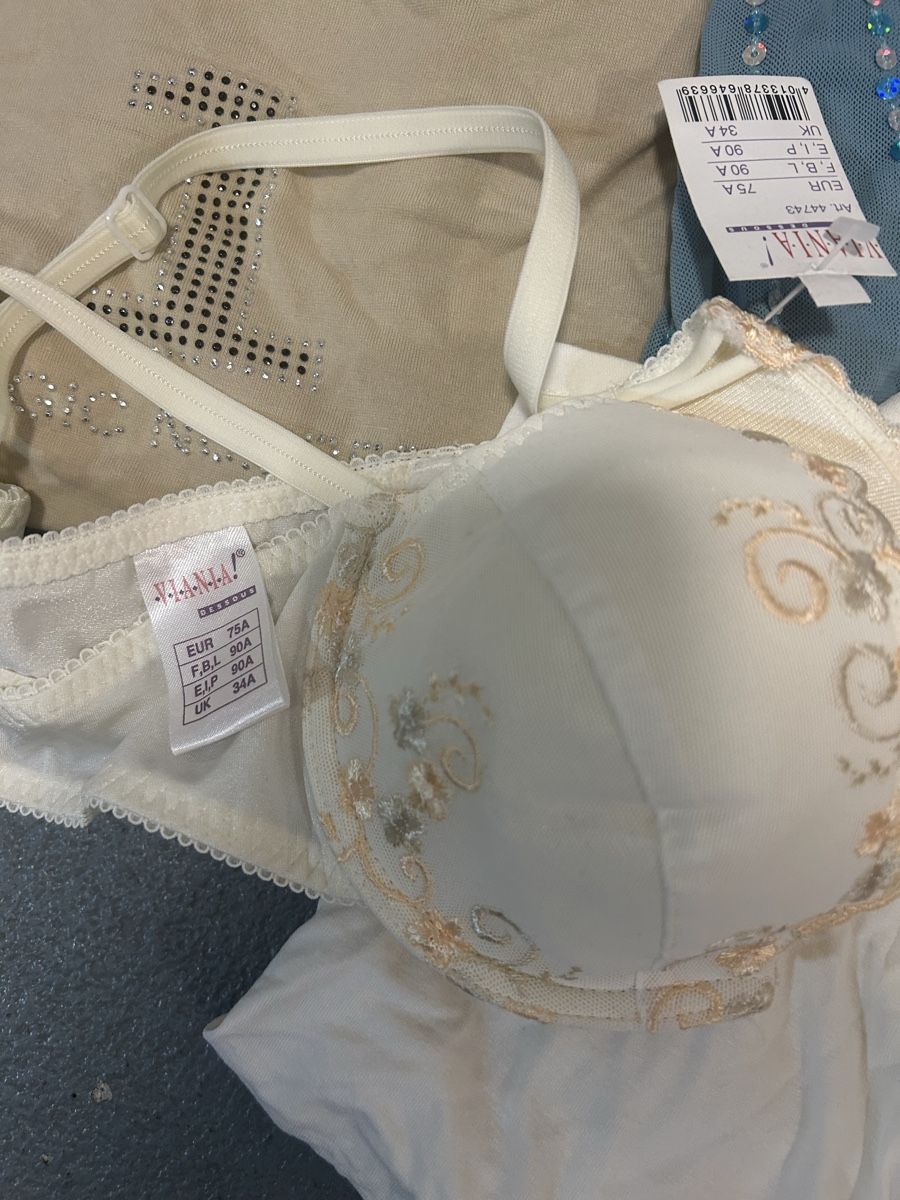 Lots de vêtements: Kleiderpaket – Neuf (Voir description) à Wynau par eclub 4