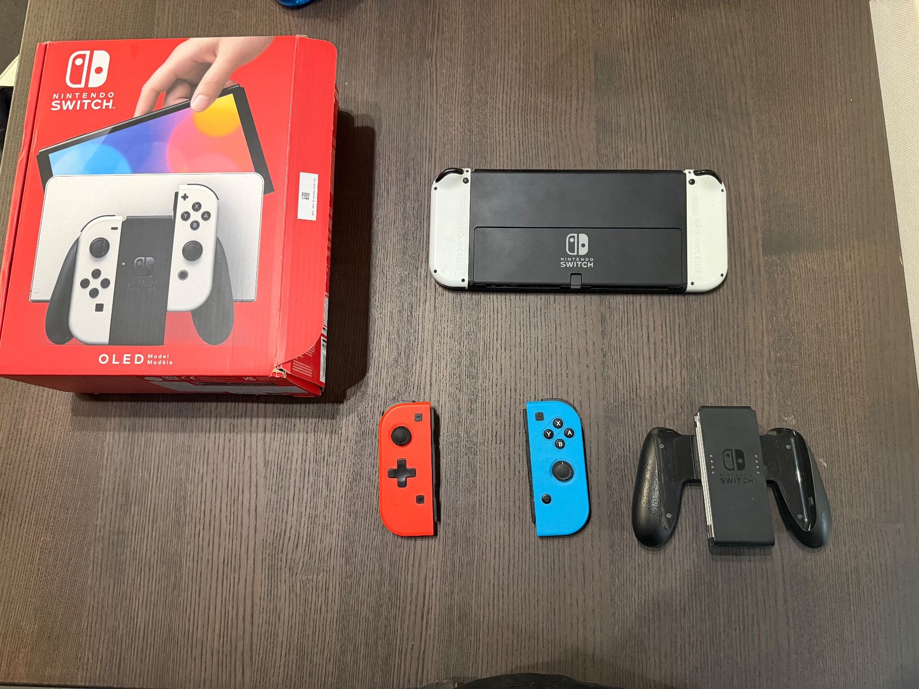 Nintendo Console: Nintendo Switch oled – Usato da Dierikon venduto da pat_2bq8 1